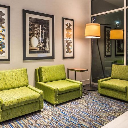 Holiday Inn Express & Suites Farmville By Ihg Exterior photo