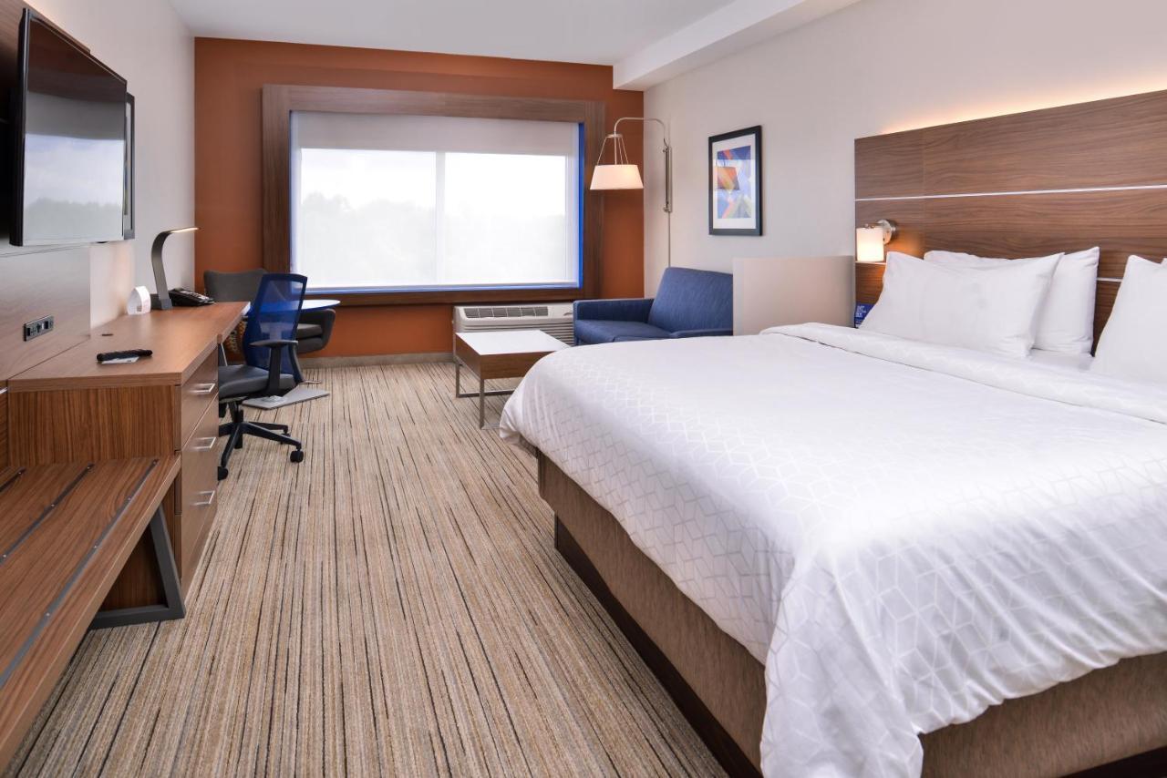 Holiday Inn Express & Suites Farmville By Ihg Exterior photo
